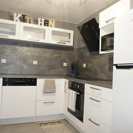 Maison 4 Hôtes *